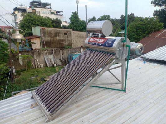 Máy nước nóng năng lượng mặt trời Đại Thành dung tích 130 lít