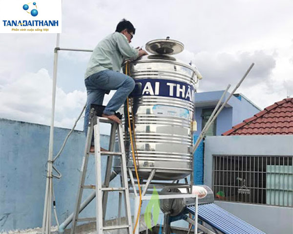 Vệ sinh bồn nước inox đảm bảo cho sức khỏe gia đình bạn